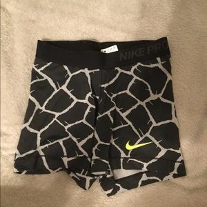 NIKE pros spandex shorts